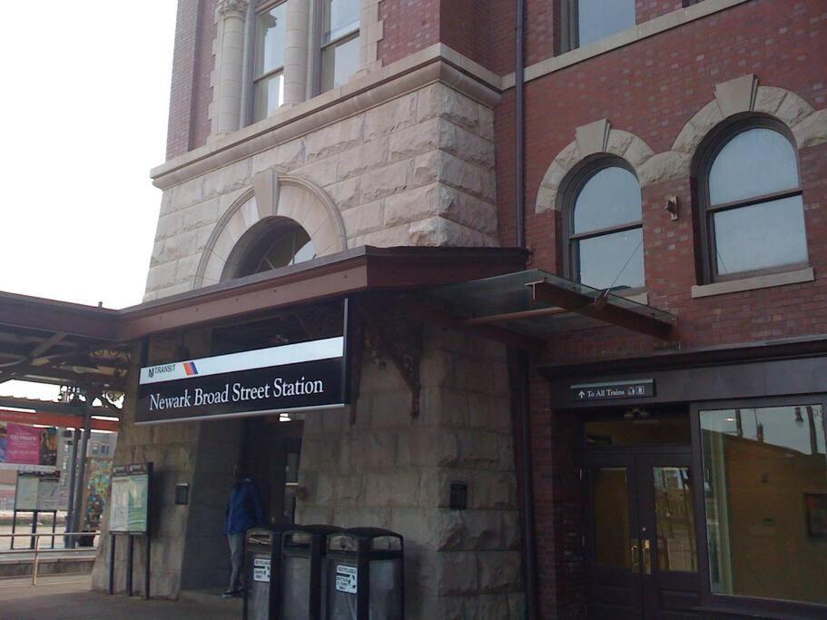 Collect3 2Br 1Ba Close To Train And Nyc Newark Bagian luar foto